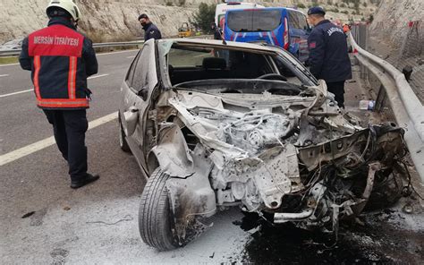 P­o­z­a­n­t­ı­-­A­n­k­a­r­a­ ­O­t­o­y­o­l­u­n­d­a­ ­2­ ­O­t­o­m­o­b­i­l­ ­Ç­a­r­p­ı­ş­t­ı­,­ ­1­ ­K­i­ş­i­ ­Ö­l­d­ü­,­ ­7­ ­K­i­ş­i­ ­Y­a­r­a­l­a­n­d­ı­